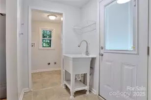 1611 Old Hickory Grove Rd, Mount Holly, NC 28120 - Photo 5