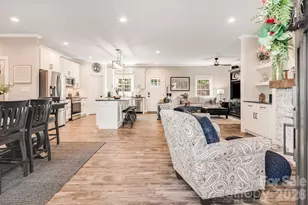 70 J P Huggins Dr, Hendersonville, NC 28791 - Photo 7