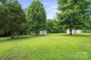 2321 Cline St, Statesville, NC 28677 - Photo 9