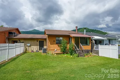 94 Market Street, Maggie Valley, NC 28751 - Photo 7
