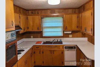 188 Debby Lane, Rutherfordton, NC 28139 - Photo 9