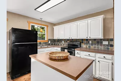 915 Tunnel Road, Asheville, NC 28805 - Photo 7