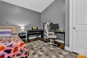 1024 Bear Creek Rd, Leicester, NC 28748 - Photo 21