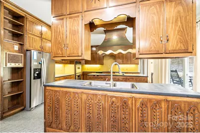 153 Hillhaven Place SE, Lenoir, NC 28645 - Photo 13