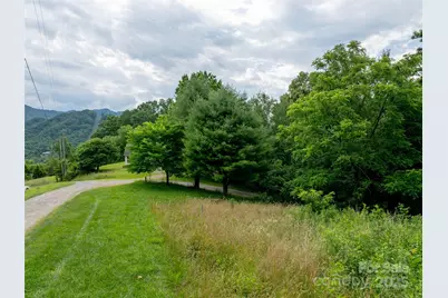 40 Sedgefield Place, Clyde, NC 28721 - Photo 3