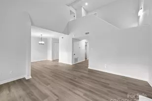 11222 Carmel Chace Dr, Charlotte, NC 28226 - Photo 3