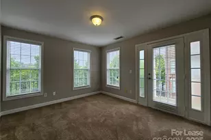 8728 Arbor Creek Dr, Charlotte, NC 28269 - Photo 15