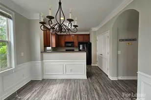 8728 Arbor Creek Dr, Charlotte, NC 28269 - Photo 7