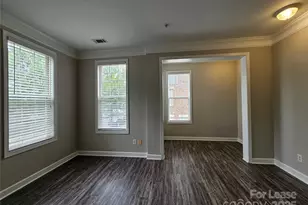 8728 Arbor Creek Dr, Charlotte, NC 28269 - Photo 9