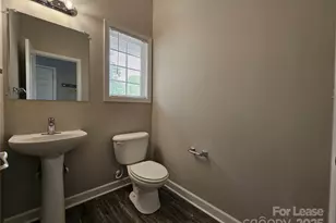 8728 Arbor Creek Dr, Charlotte, NC 28269 - Photo 3