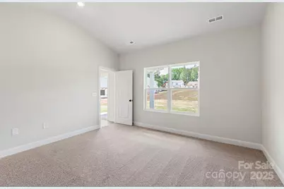 7322 Jerimoth Drive, Charlotte, NC 28215 - Photo 9