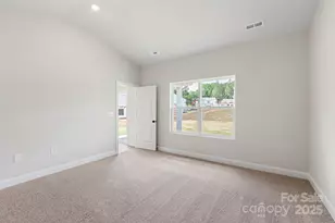 7322 Jerimoth Dr, Charlotte, NC 28215 - Photo 9