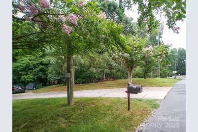 355 Sardis Alt Road N, Charlotte, NC 28270 - Photo 21