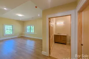 338 Majestic Mountain Dr, Burnsville, NC 28714 - Photo 31