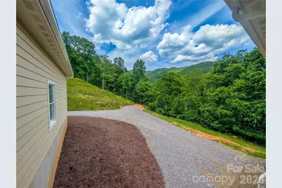 338 Majestic Mountain Drive, Burnsville, NC 28714 - Photo 17