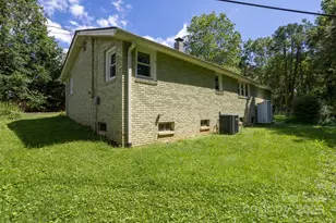 50 Taft St, Black Mountain, NC 28711 - Photo 5