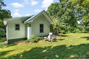 119 John Lee Montgomery Dr, Hendersonville, NC 28792 - Photo 31