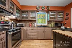 144 Beechwood Dr, Columbus, NC 28722 - Photo 11