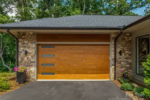 23 Haverhill Ct, Flat Rock, NC 28731 - Photo 5