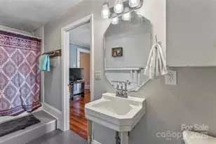 202 E Central Ave, Catawba, NC 28609 - Photo 19