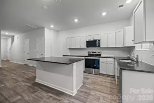 4552 Green Drake Dr, Charlotte, NC 28269 - Photo 3