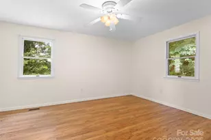 71 Auburn Park Dr, Waynesville, NC 28786 - Photo 19