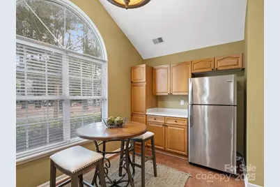 4580 Antelope Lane, Charlotte, NC 28269 - Photo 9