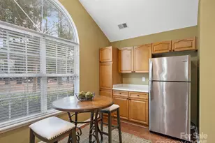 4580 Antelope Ln, Charlotte, NC 28269 - Photo 9