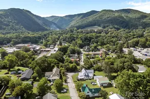 133 Lawson St, Hot Springs, NC 28743 - Photo 25