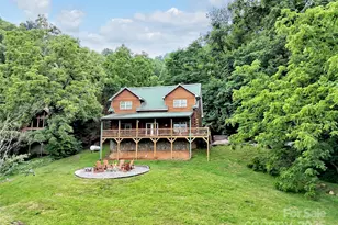 1064 Point of View Dr, Waynesville, NC 28785 - Photo 1