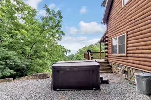 1064 Point of View Dr, Waynesville, NC 28785 - Photo 37