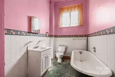 108 Walker Street, Chester, SC 29706 - Photo 15