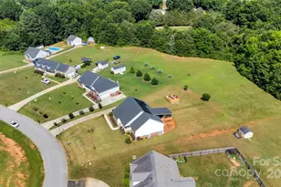 1348 Bryson Creek Dr, McConnells, SC 29726 - Photo 31