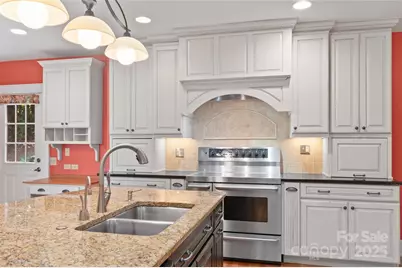 419 Country Club Drive, Waynesville, NC 28786 - Photo 11