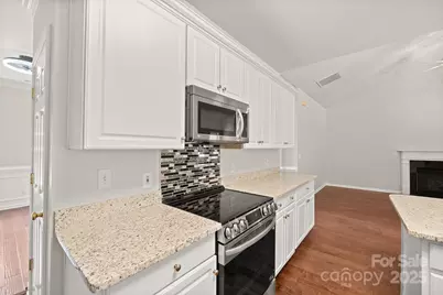 7563 Sedgebrook Drive W, Stanley, NC 28164 - Photo 5