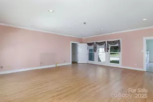 221 Kings Mountain St, Clover, SC 29710 - Photo 9