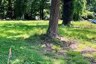 636 Hackett St, Statesville, NC 28677 - Photo 1