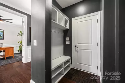 17622 Austins Creek Drive, Charlotte, NC 28278 - Photo 13