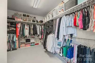 17622 Austins Creek Drive, Charlotte, NC 28278 - Photo 19