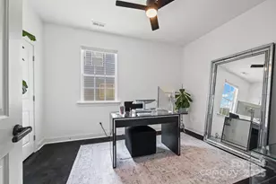 17622 Austins Creek Dr, Charlotte, NC 28278 - Photo 15