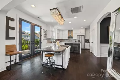 17622 Austins Creek Drive, Charlotte, NC 28278 - Photo 7