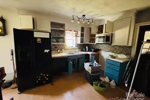 198 Morningside Dr, Ellenboro, NC 28040 - Photo 5