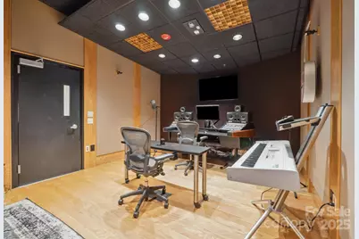 3120 Latrobe Drive, Charlotte, NC 28211 - Photo 23