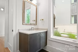 719 Charles Ave, Charlotte, NC 28205 - Photo 15