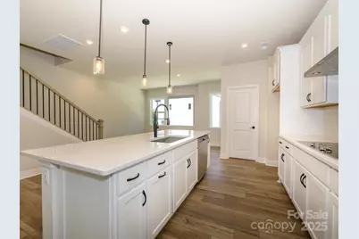 816 Flintside Lane, Charlotte, NC 28217 - Photo 5