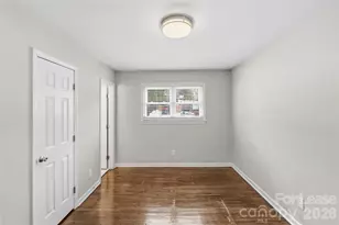 2521 Dora Dr, Charlotte, NC 28215 - Photo 5