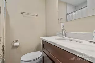 2521 Dora Dr, Charlotte, NC 28215 - Photo 11