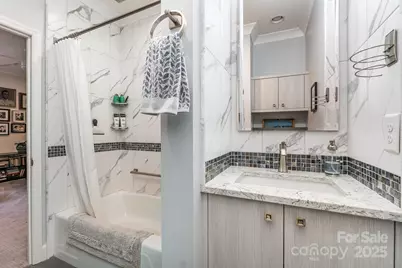 830 Cherokee Road, Charlotte, NC 28207 - Photo 31