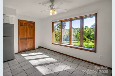 26 Canter Court, Horse Shoe, NC 28742 - Photo 15