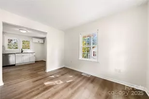 314 S Holland St, Dallas, NC 28034 - Photo 9